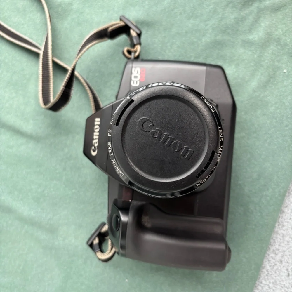 Canon 620Eos with multiple accessories